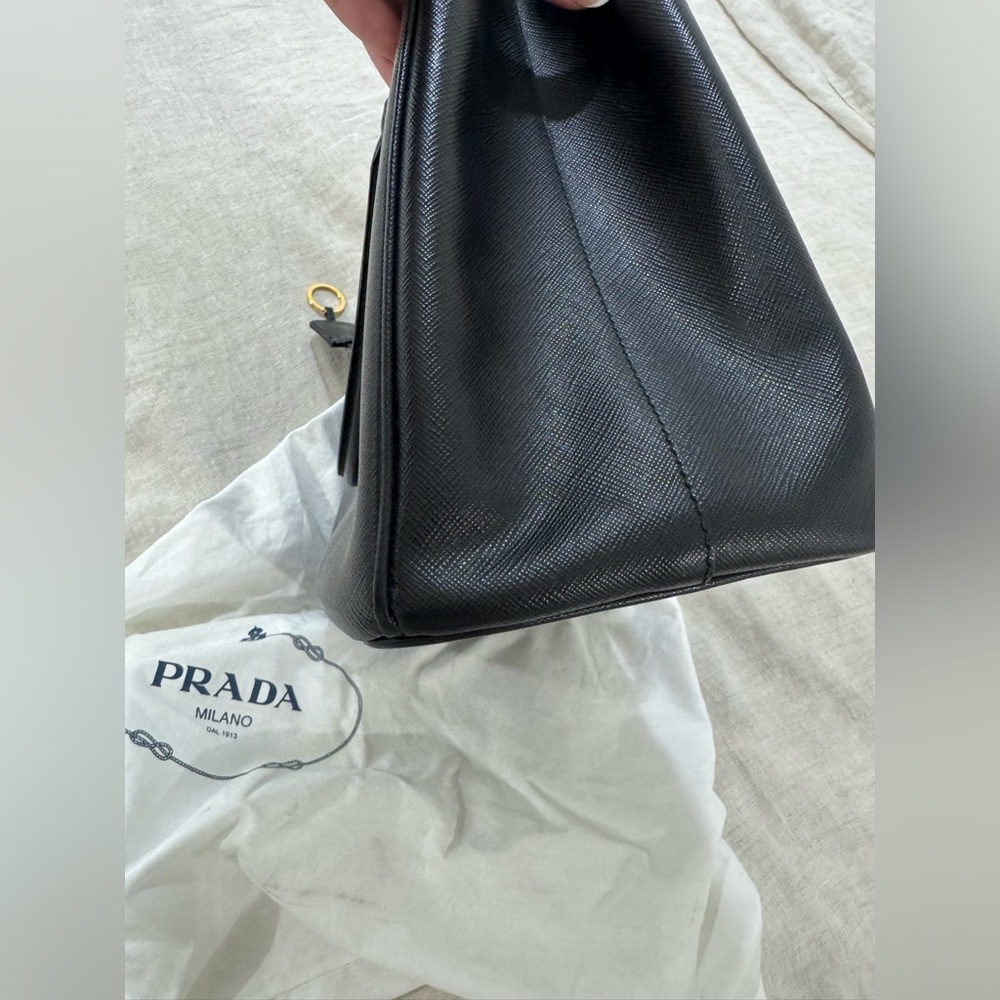 Prada black purse - Picture 10 of 15